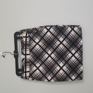 ⚡️ The Limited • Black and White Plaid Skirt